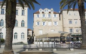 XII Century Heritage Hotel